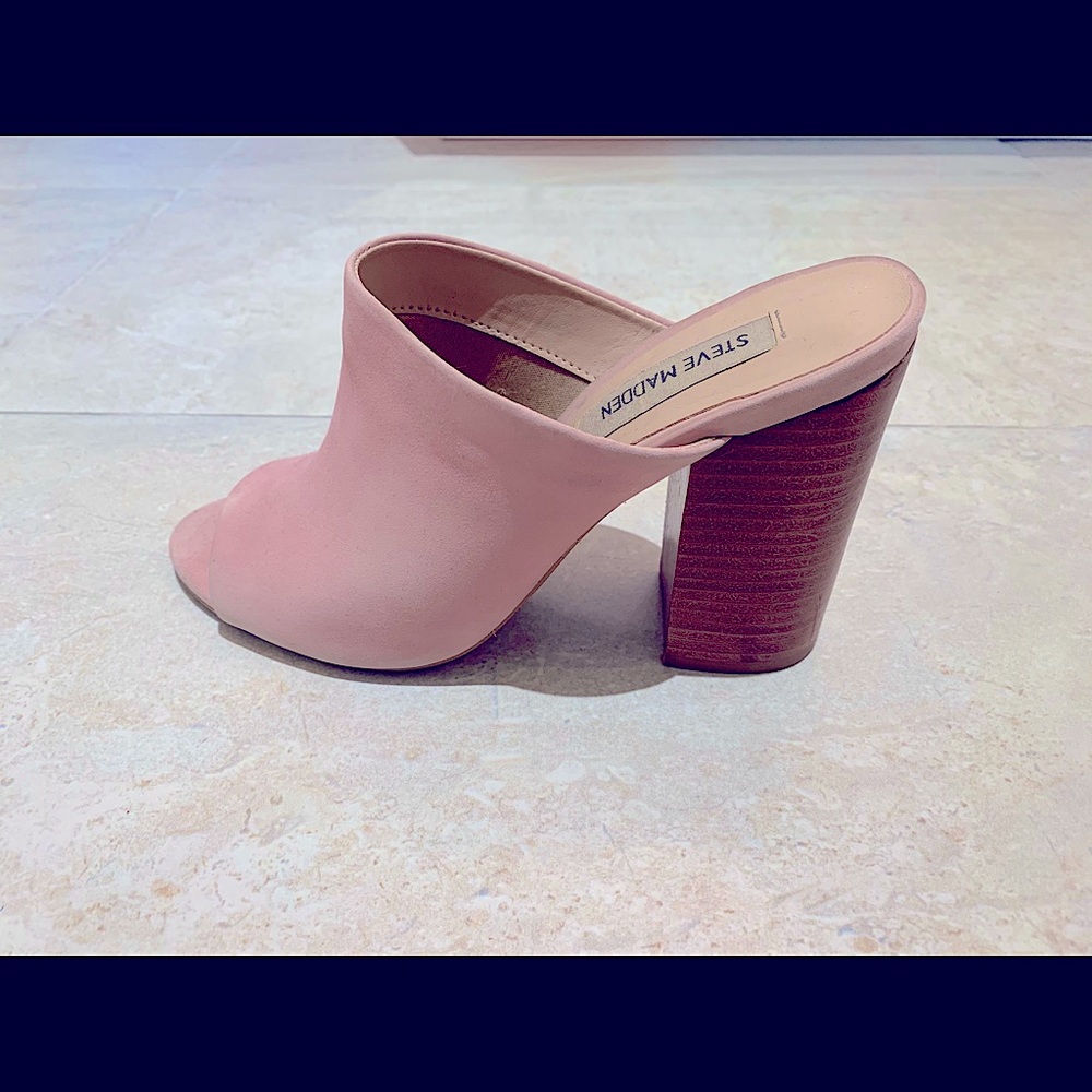 Steve Madden Pink Suede Block Heel Sandals